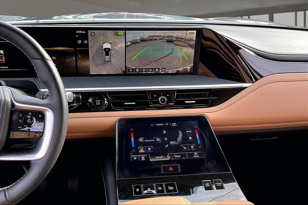 Used 2025 INFINITI QX80 Sensory image 6