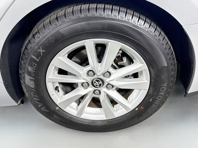 Certified 2025 Toyota Camry LE FWD image 31