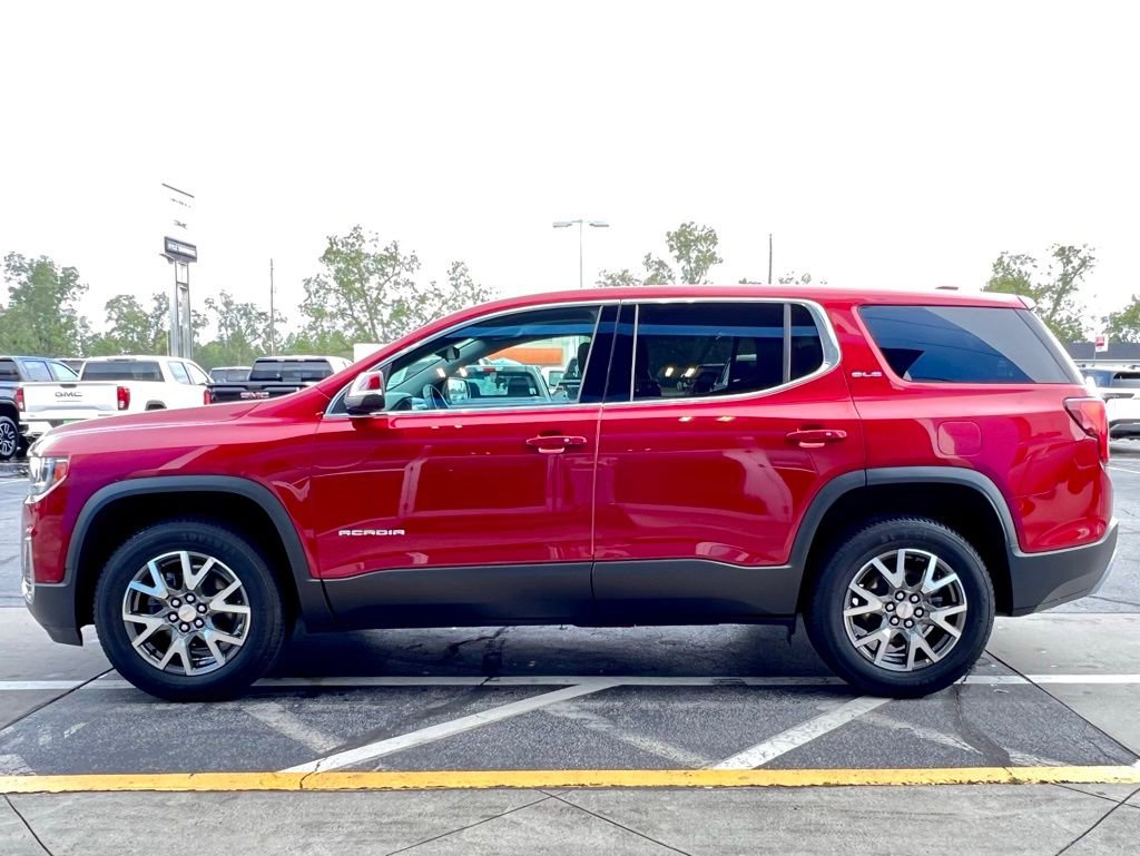 Used 2022 GMC Acadia SLE image 9