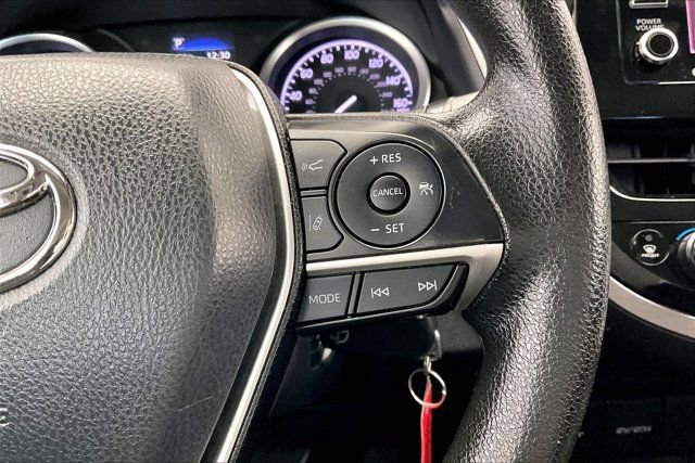 Used 2023 Toyota Camry LE image 22