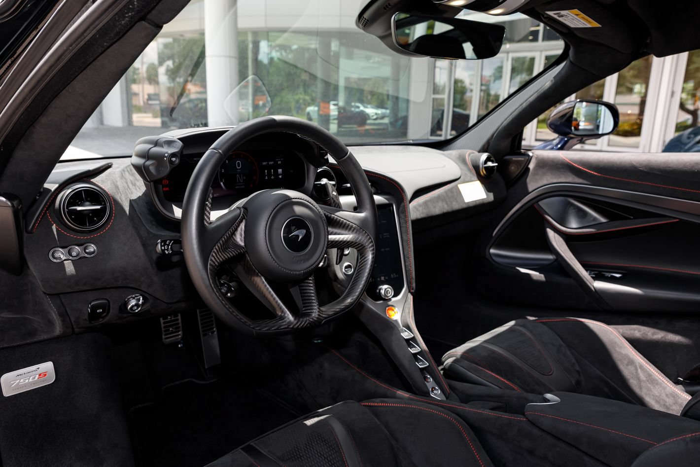 Used 2025 McLaren 750S RWD image 49