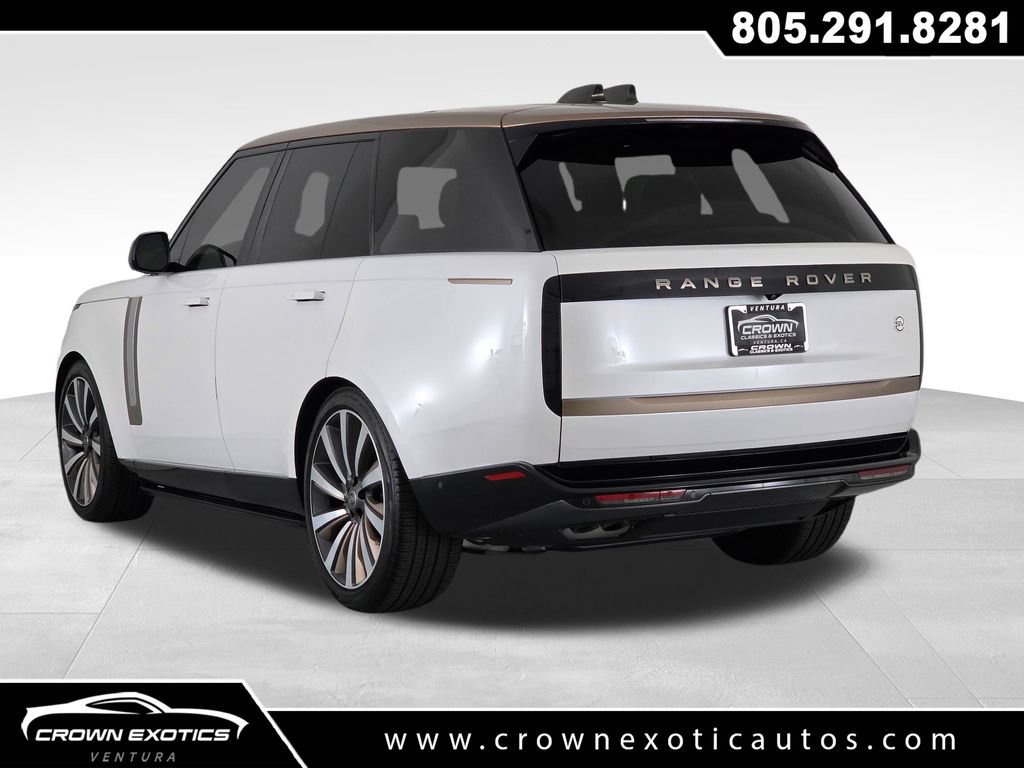 Used 2023 Land Rover Range Rover SV AWD/4WD image 5
