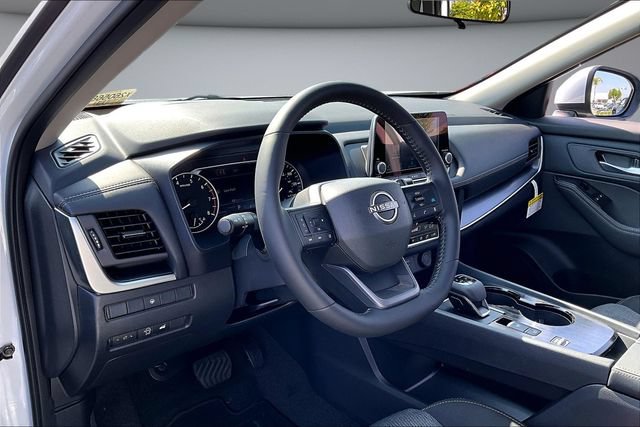 New 2026 Nissan Rogue SV w/ Cold Weather Package FWD image 7