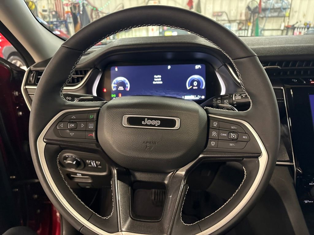 Certified 2023 Jeep Grand Cherokee L Laredo w/ Luxury Tech Group I image 19