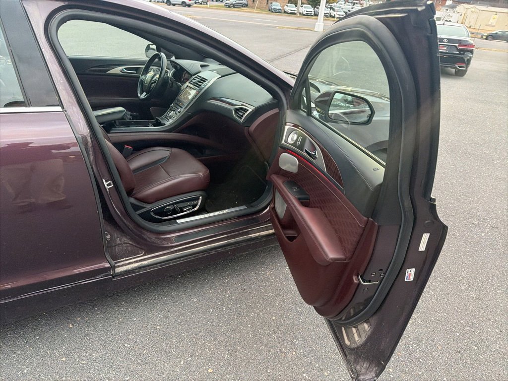 Used 2018 Lincoln MKZ Black Label w/ Technology Package image 20