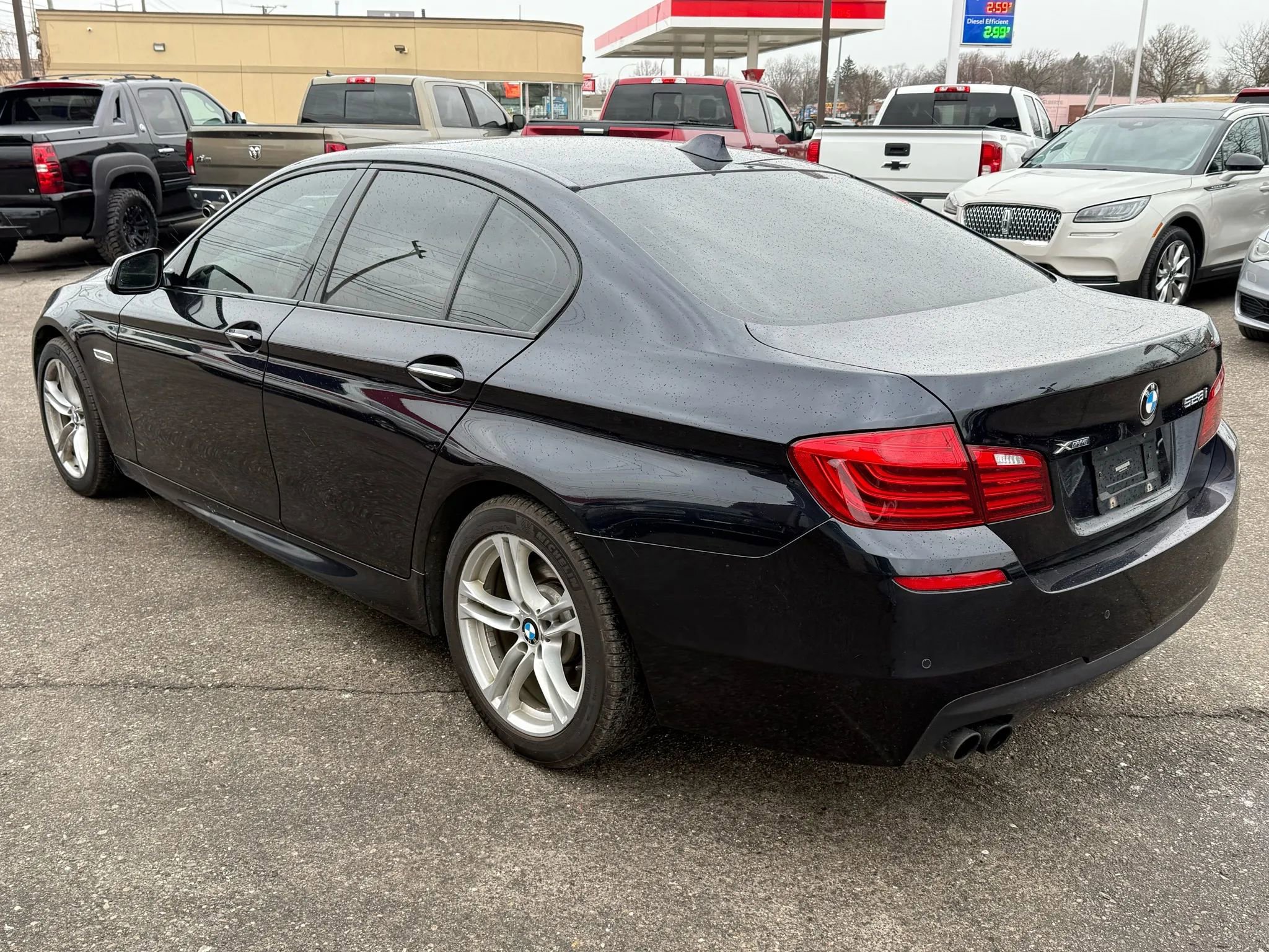 Used 2014 BMW 528i xDrive Sedan AWD/4WD image 7