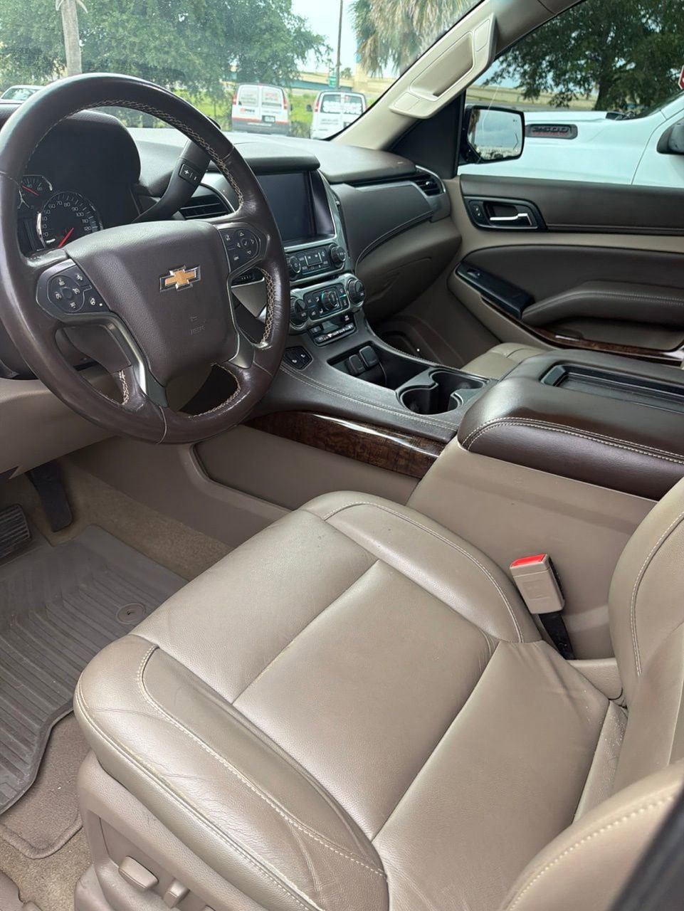Used 2018 Chevrolet Tahoe LT w/ LT Signature Package RWD image 7