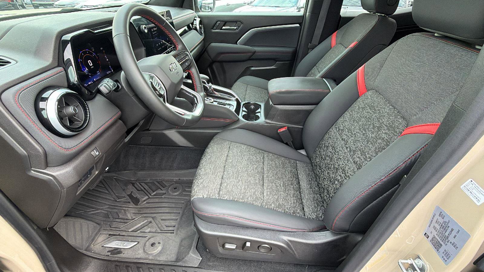 Used 2023 Chevrolet Colorado Z71 w/ Z71 Convenience Package 2 AWD/4WD image 13