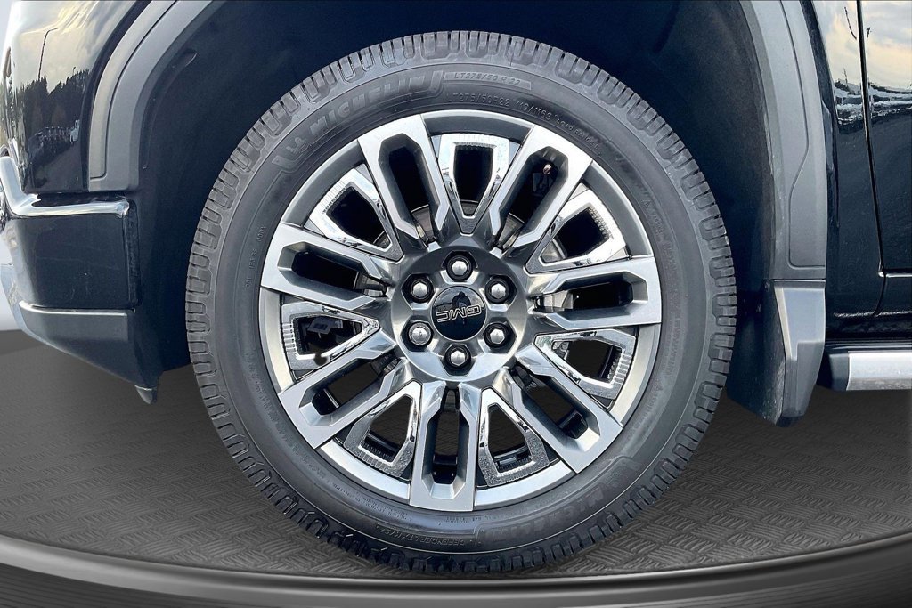 Used 2025 GMC Sierra 1500 Denali Ultimate AWD/4WD image 36