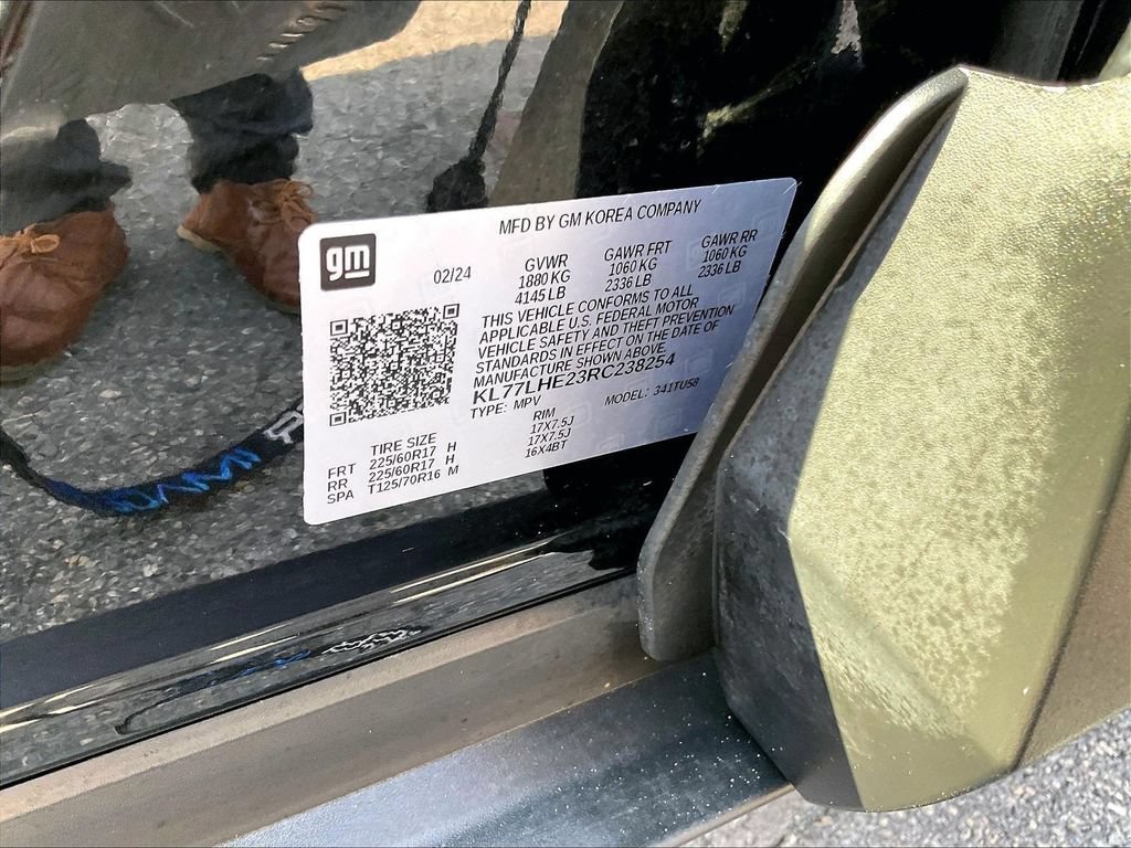 Used 2024 Chevrolet Trax LT FWD image 34