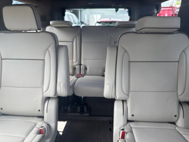 New 2026 GMC Yukon Denali w/ Sun & Power Step Package AWD/4WD image 13