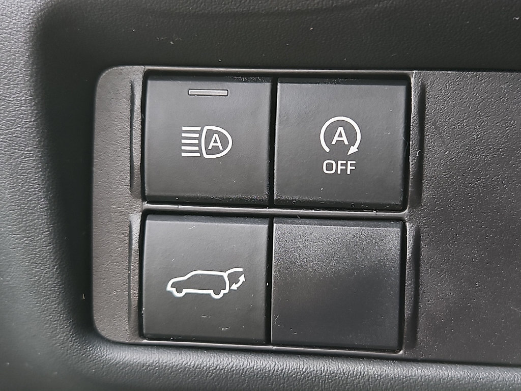 Used 2023 Toyota Highlander XSE AWD/4WD image 21