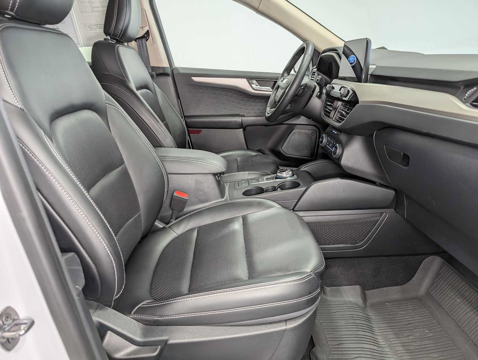 Used 2020 Ford Escape SEL AWD/4WD image 39