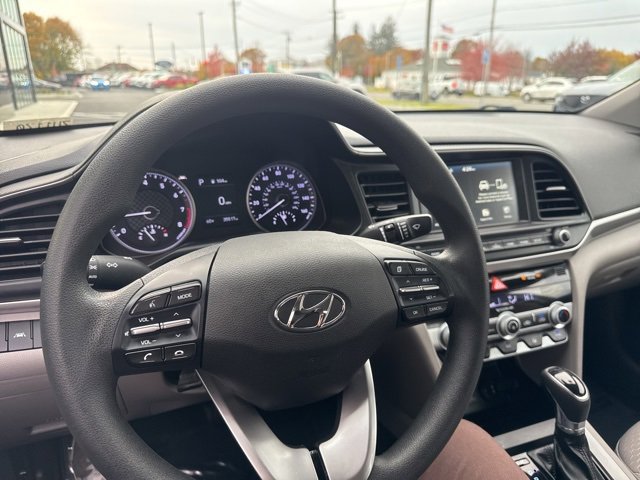 Used 2020 Hyundai Elantra SEL w/ Convenience Package (C2) image 19