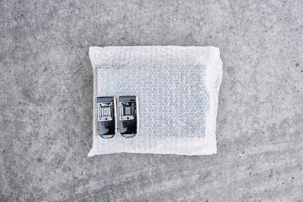 Used 2025 Rolls-Royce Phantom Sedan RWD image 95