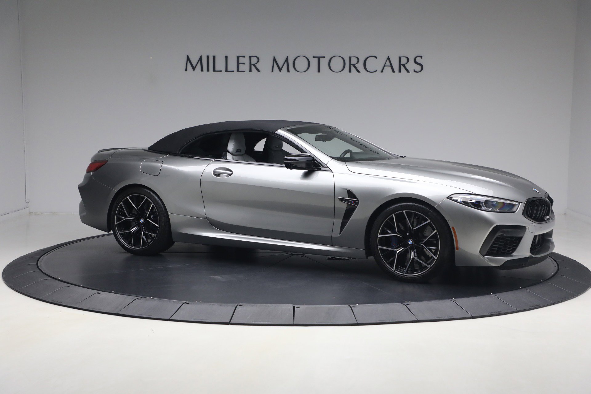 Used 2022 BMW M8 Competition AWD/4WD image 31
