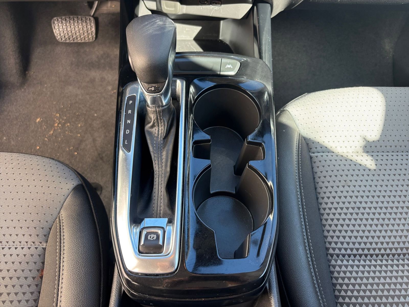 Used 2025 Chevrolet Trax LT image 41