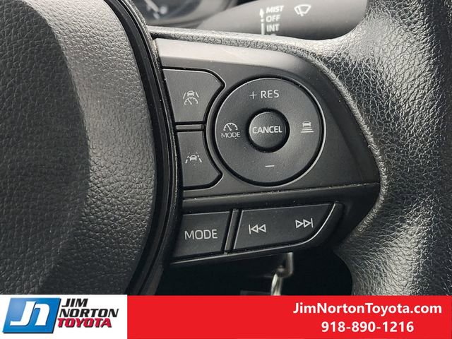 Used 2024 Toyota Corolla LE FWD image 29