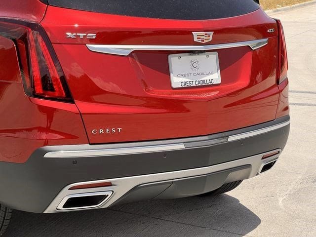 New 2026 Cadillac XT5 Premium Luxury w/ Driver Assist Package FWD image 6