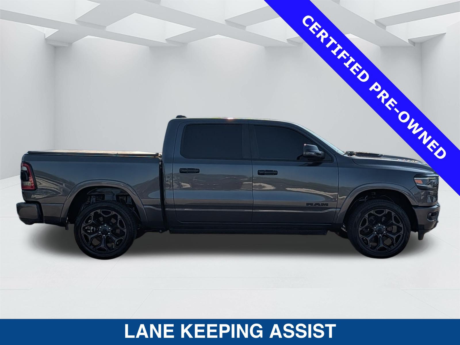 Used 2023 RAM 1500 Limited AWD/4WD image 4