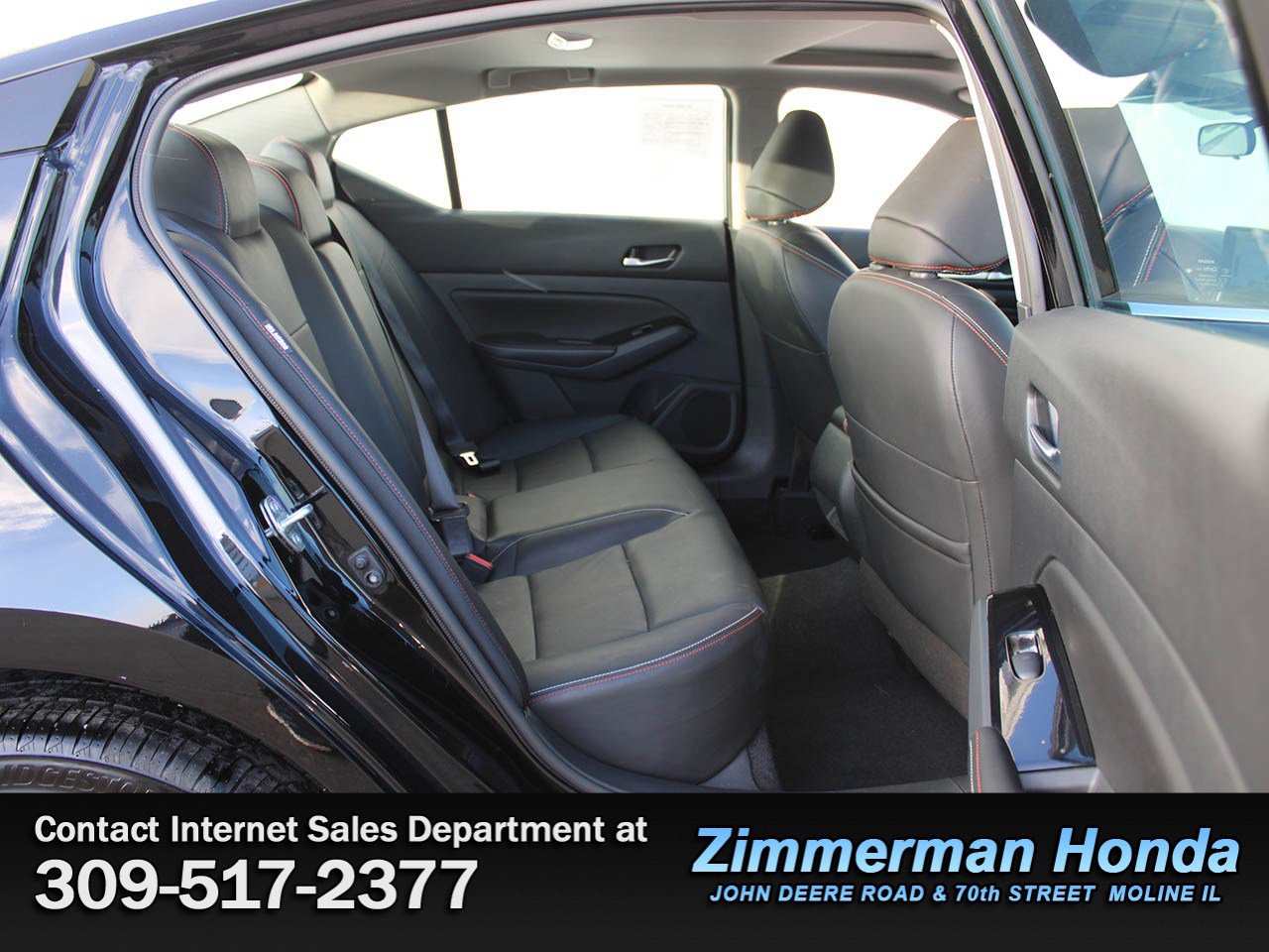 Used 2023 Nissan Altima 2.5 SR w/ SR Premium Package image 7