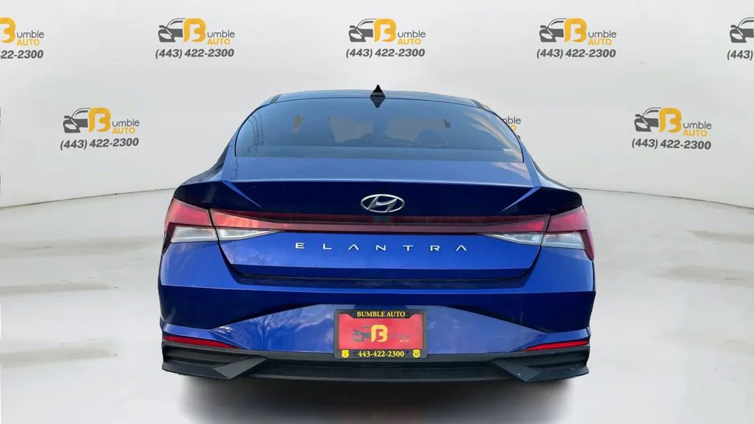 Used 2021 Hyundai Elantra SE image 6