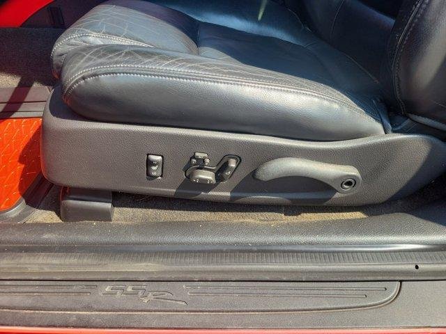 Used 2003 Chevrolet SSR w/ Preferred Equipment Group image 11