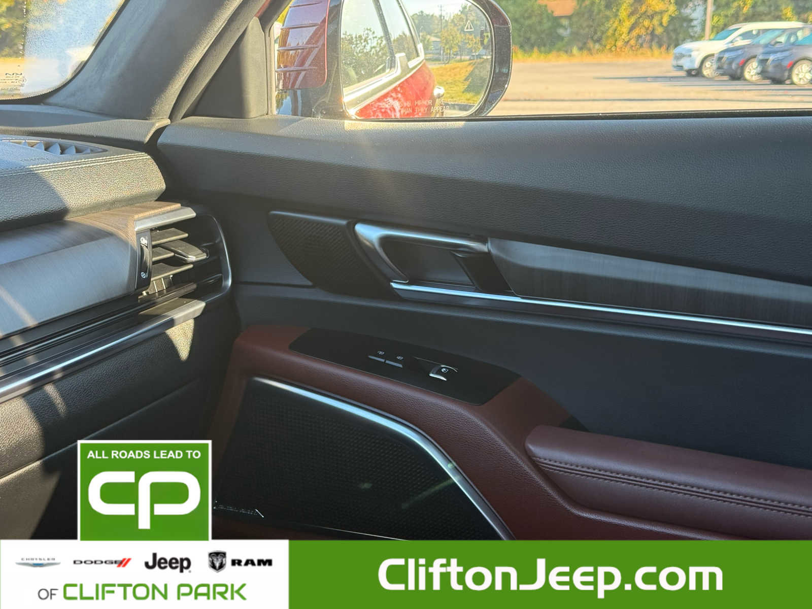 Used 2023 Kia Telluride SX Prestige image 31