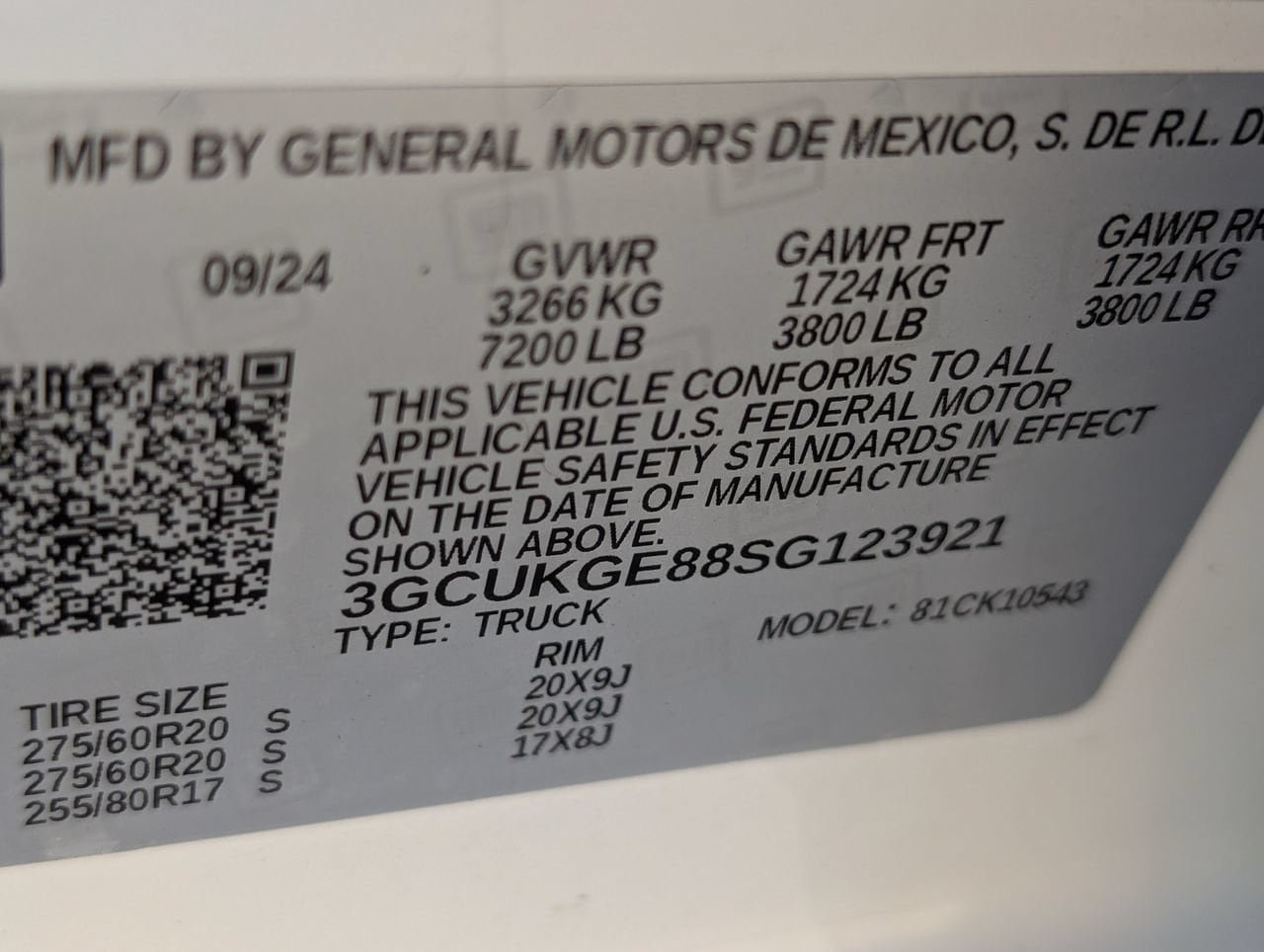 Used 2025 Chevrolet Silverado 1500 LTZ AWD/4WD image 28