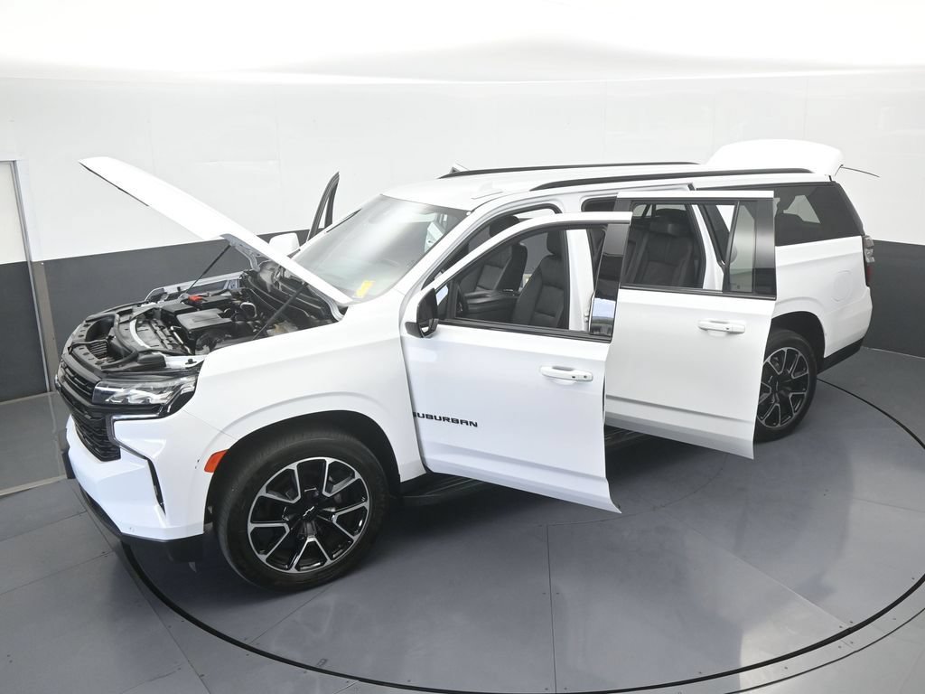 Used 2024 Chevrolet Suburban RST RWD image 70