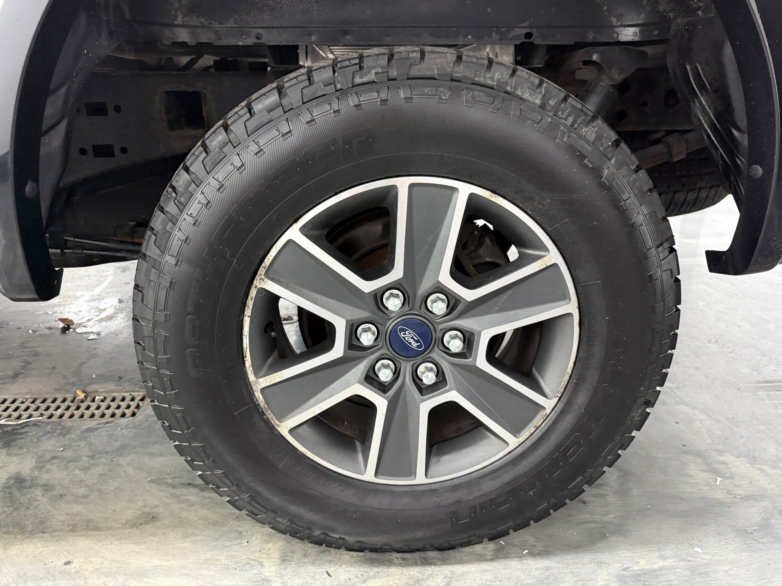 Used 2016 Ford F150 XLT w/ Equipment Group 302A Luxury AWD/4WD image 27
