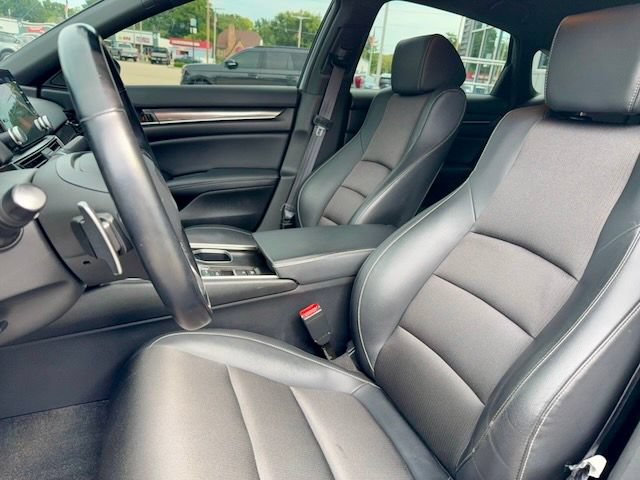 Used 2022 Honda Accord Sport image 13