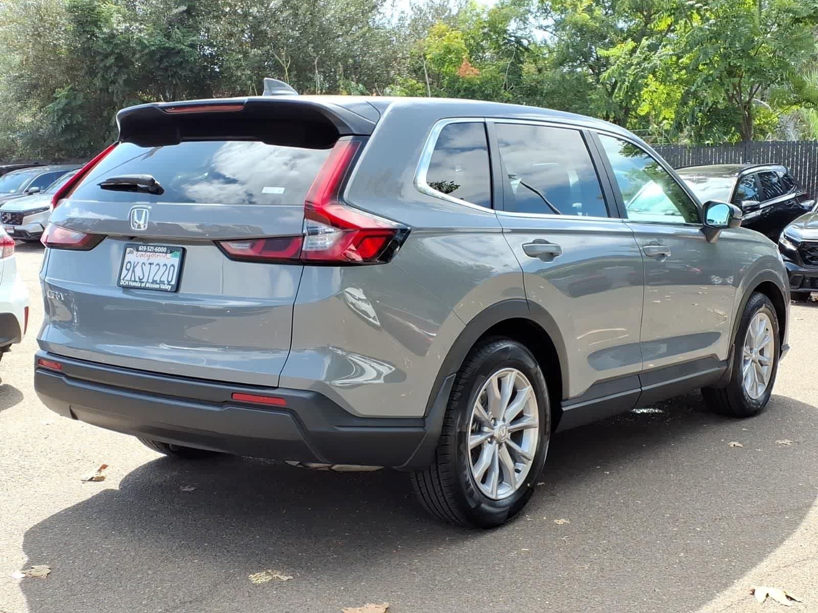 Used 2024 Honda CR-V EX image 4