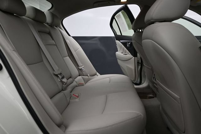 Used 2018 INFINITI Q50 Luxe w/ Essential Package (3.0T Luxe) RWD image 19