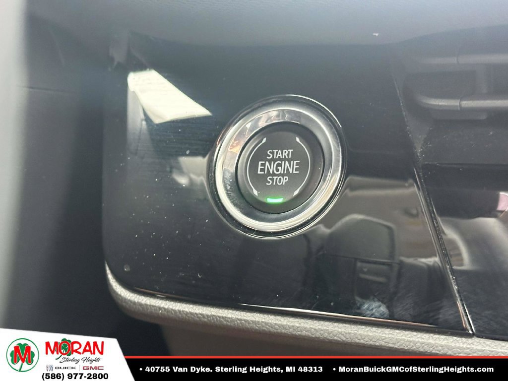Certified 2024 Buick Envision Preferred AWD/4WD image 32