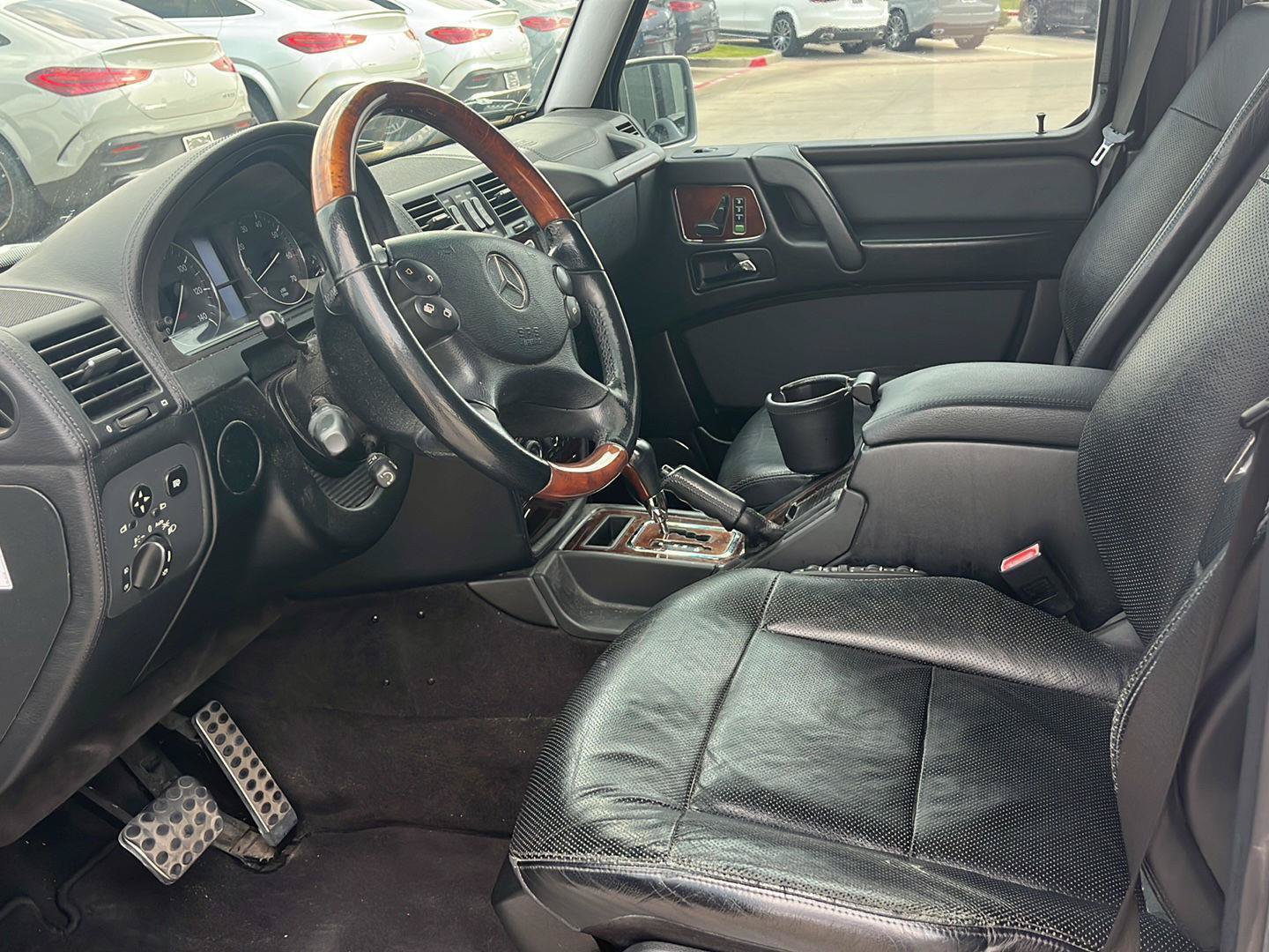 Used 2011 Mercedes-Benz G 550 image 7