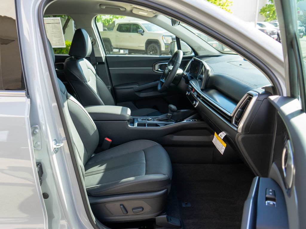 New 2026 Kia Sorento EX AWD/4WD image 10