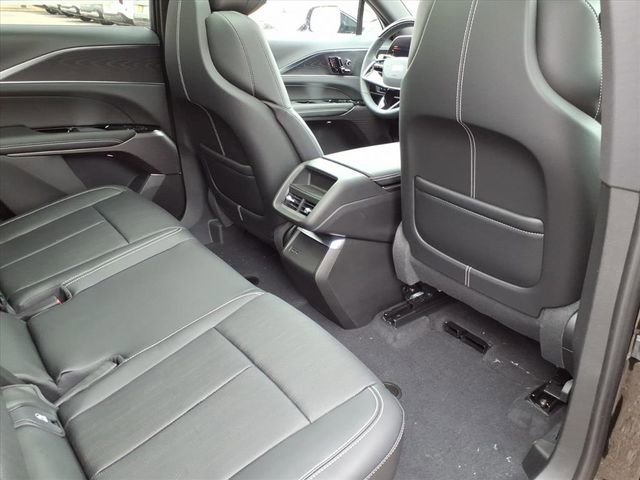 New 2026 Cadillac Lyriq Luxury w/ LPO, Floor Liner Package RWD image 21