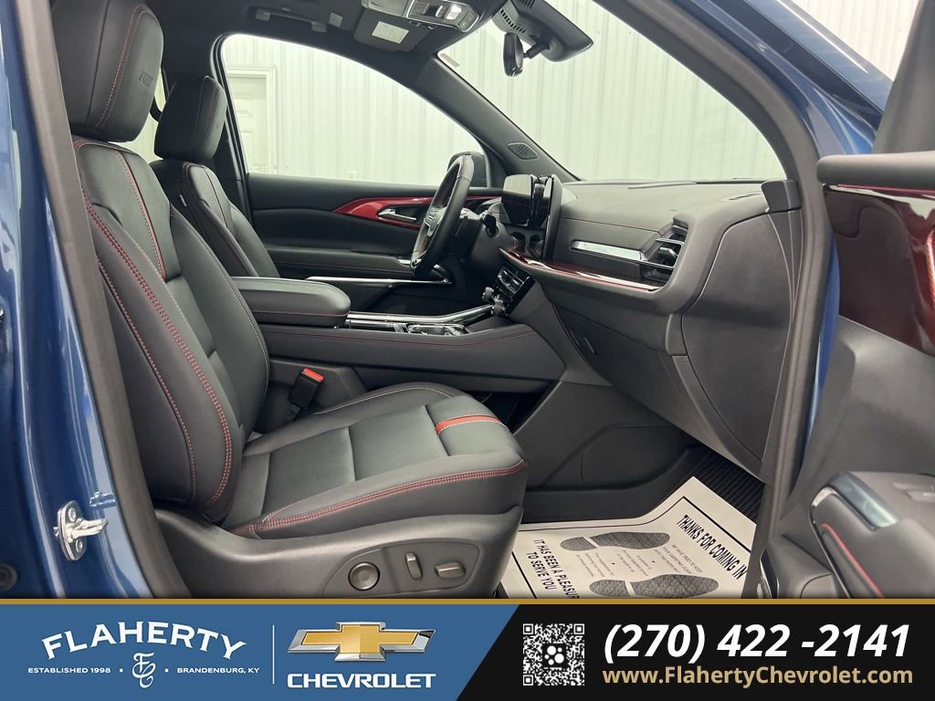 Used 2024 Chevrolet Traverse RS w/ LPO, Floor Liner Package image 15