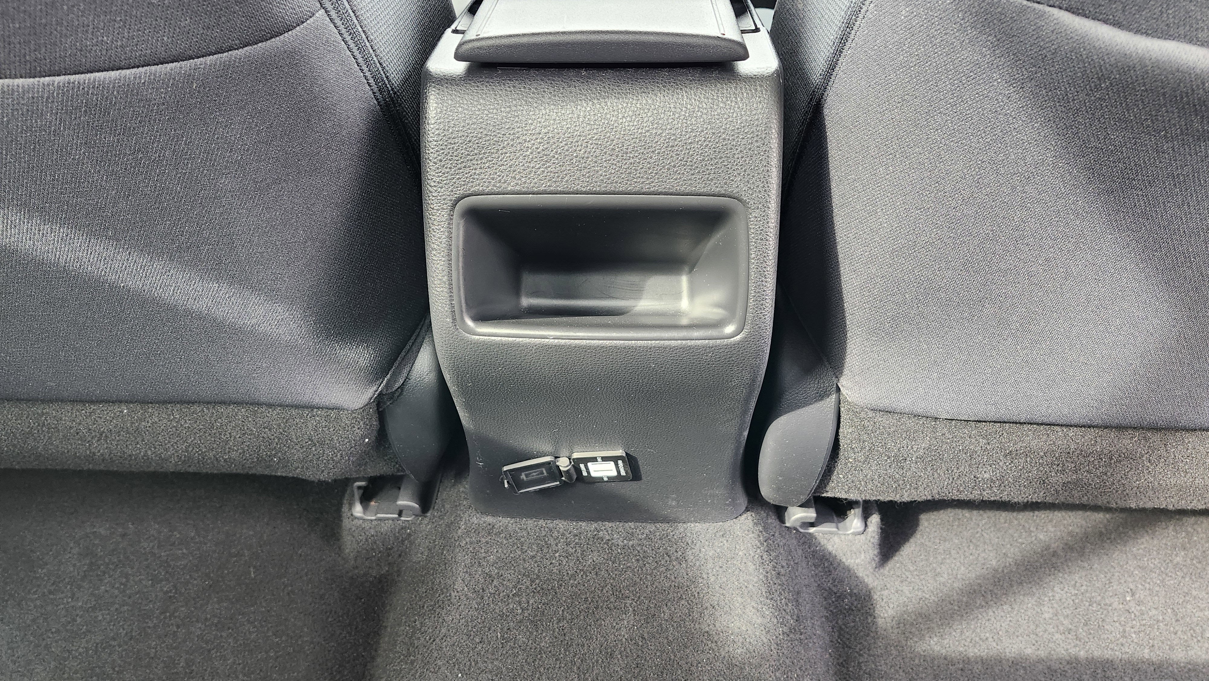 Used 2020 Toyota Corolla SE image 19