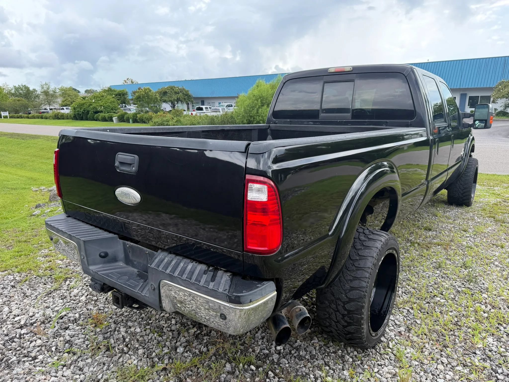 Used 2011 Ford F350 Lariat w/ Lariat Ultimate Pkg AWD/4WD image 11