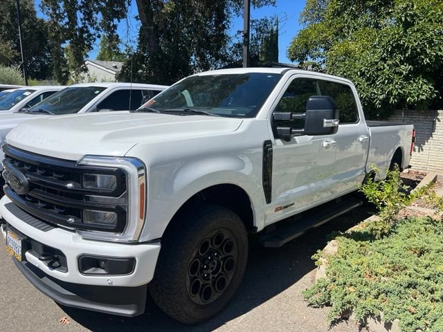 Used 2023 Ford F350 Lariat w/ Lariat Ultimate Package AWD/4WD image 1