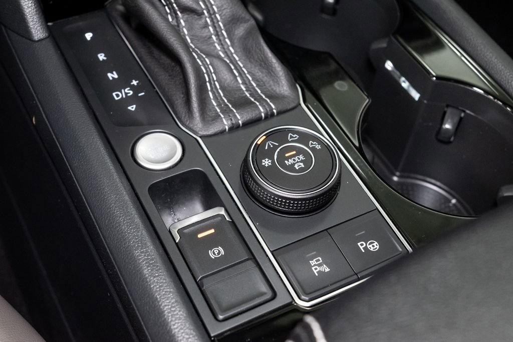 Used 2023 Volkswagen Atlas SEL Premium image 26