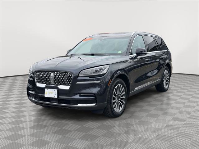 Used 2023 Lincoln Aviator Reserve w/ Elements Package Plus image 3