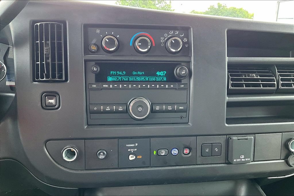 Used 2024 Chevrolet Express 3500 LT w/ LT Preferred Equipment Group RWD image 15
