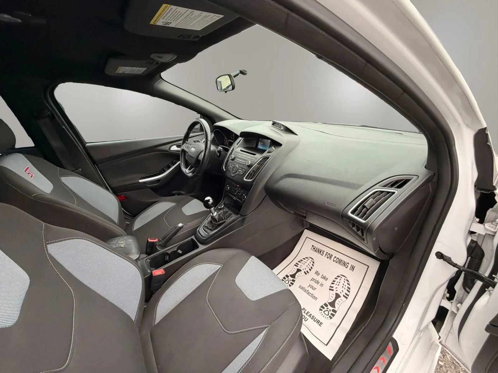 Used 2017 Ford Focus ST FWD image 18