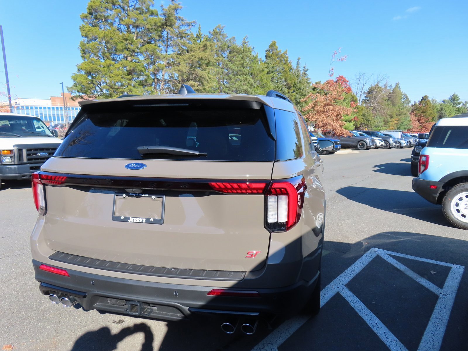 New 2026 Ford Explorer ST w/ Sun And Sound Package image 4