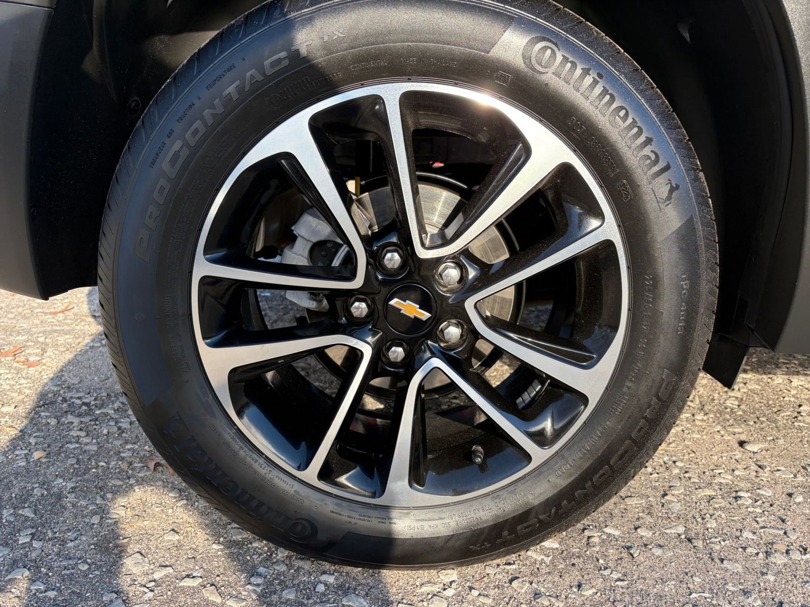 Used 2025 Chevrolet TrailBlazer LT image 28