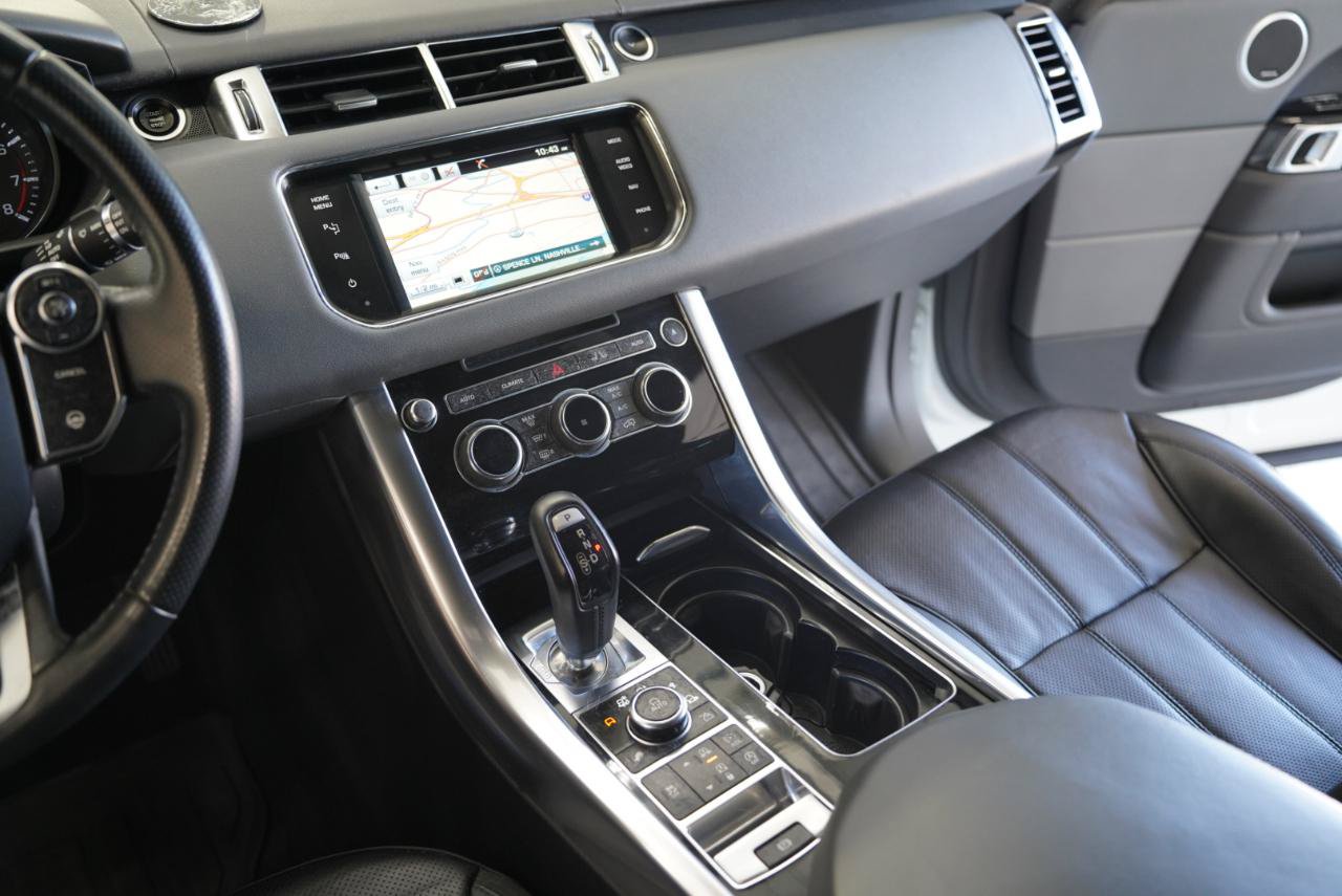 Used 2015 Land Rover Range Rover Sport HSE AWD/4WD image 19