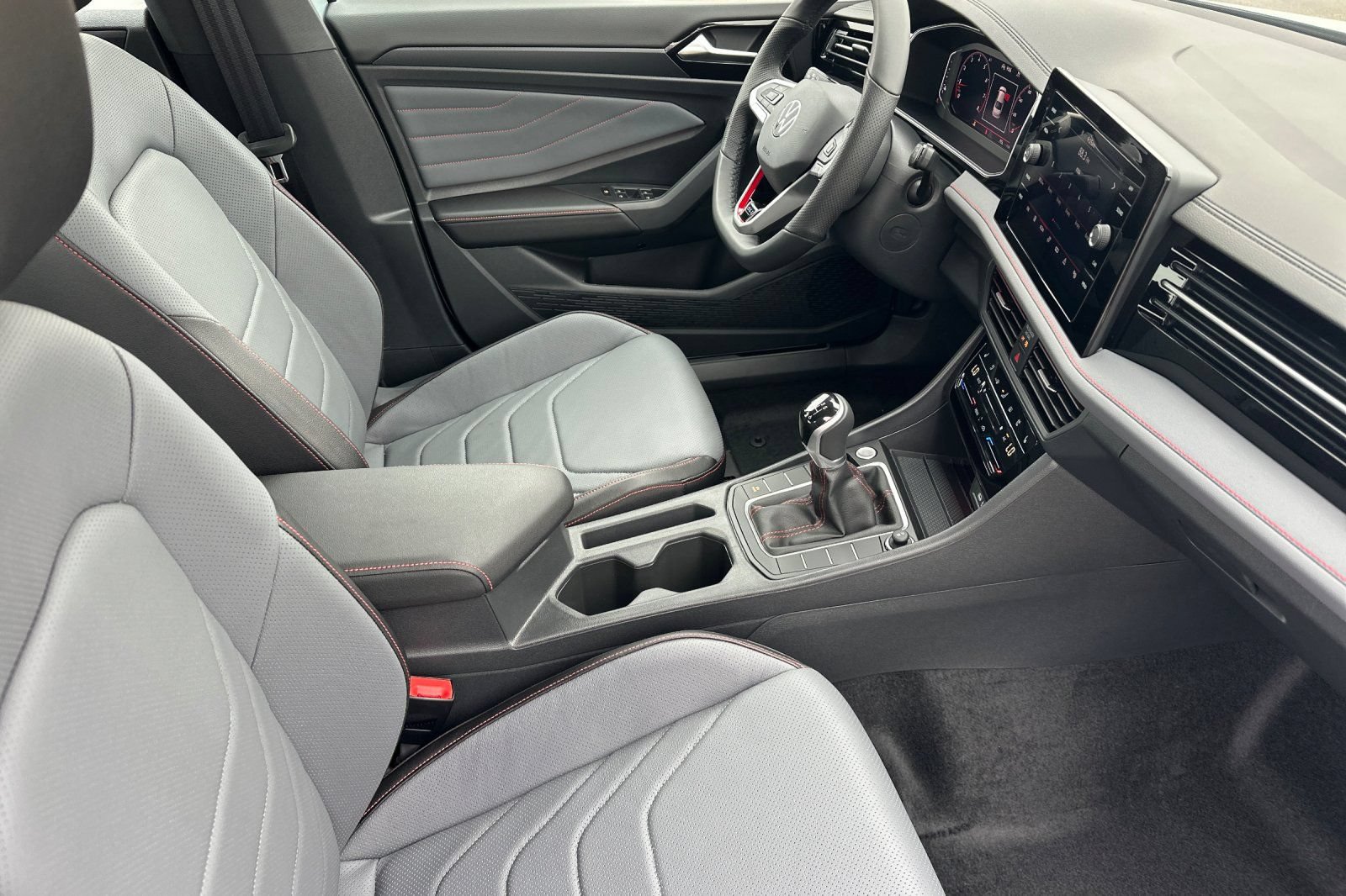 New 2026 Volkswagen Jetta GLI Autobahn FWD image 15